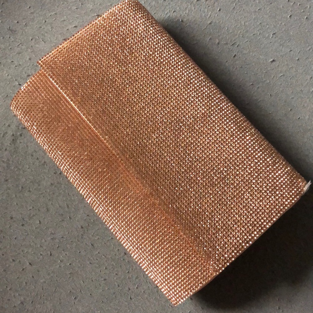 Aldo clutch